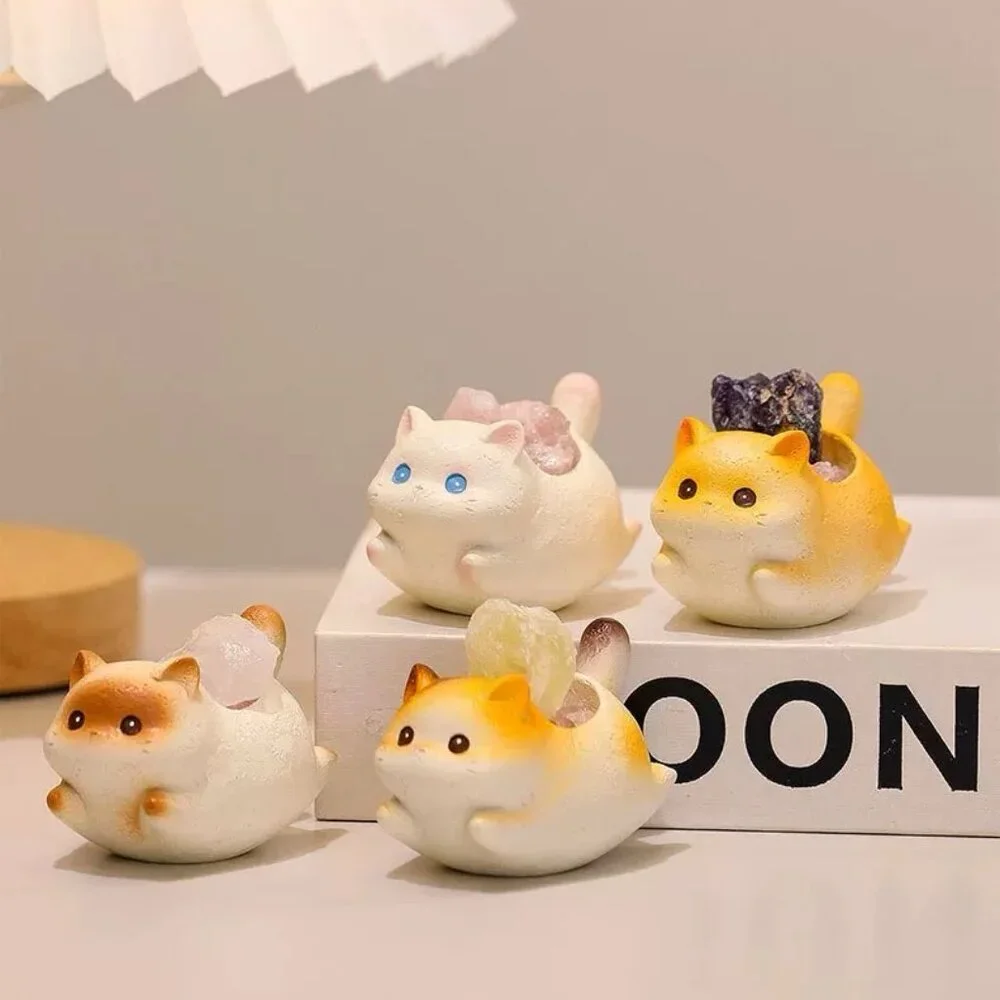 Cute Cat Crystal Figurines – Resin Desk Decor with Natural Stones